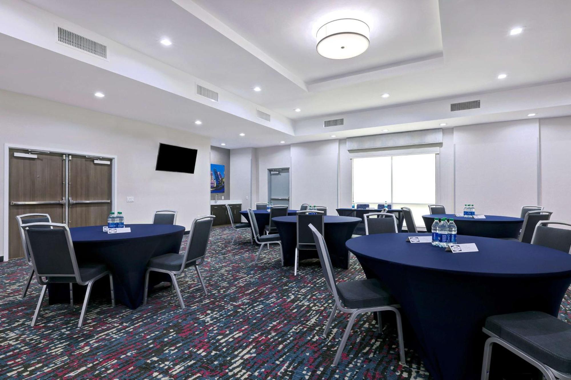 Hampton Inn & Suites Houston East Beltway 8, Tx Cloverleaf Exterior photo